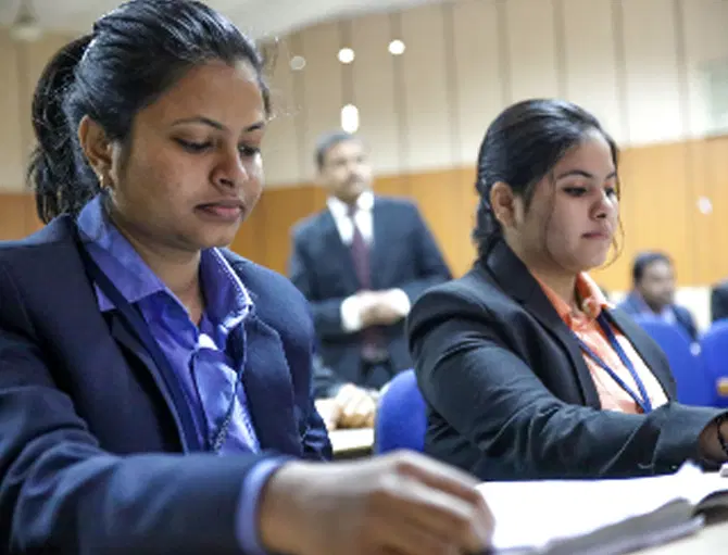 IMS Ghaziabad Lecturer Room photo 3